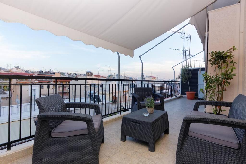 Апартаменты Big Terrace Near Metro And Athens Center Экстерьер фото